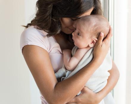 po co nosić dziecko?