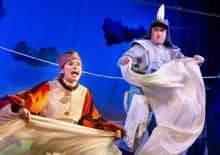 kto-z-was-chciałby-rozweselić-pechowego-nosorożca