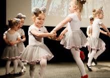 Zajęcia teatralno-taneczne dla najmłodszych
