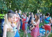 Na Bosaka. Warsztaty chustowe w afrykańskich rytmach