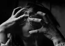 Przemoc emocjonalna boli tak samo, jak fizyczna