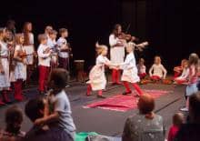 Smykofonia na Grochowskiej koncert dla rodzin "Smyczkowa rodzina"