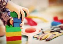 Jak wspierać rozwój przedszkolaka w domu?