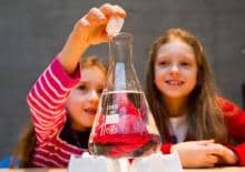 Dlaczego wulkany wybuchają - warsztaty familijne w CNK