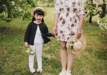 Zadbana mama – sukienki damskie na wiosnę