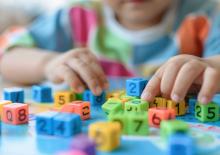 Jakie są najlepsze sposoby na wspomaganie dziecka w nauce angielskiego w domu?