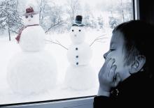 co robić z dzieckiem na śniegu?